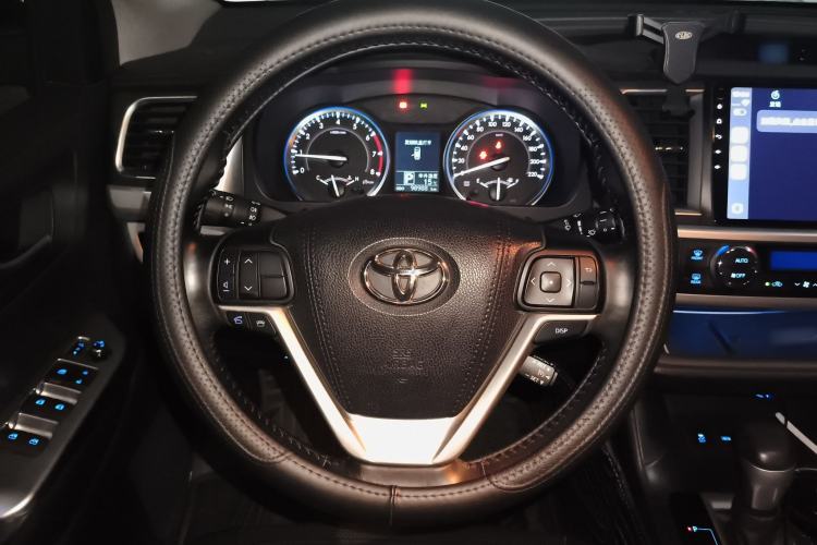 Used Toyota Highlander 2015 2.0T Four-Wheel Drive Luxury Edition 7-Seater Steering Wheel
