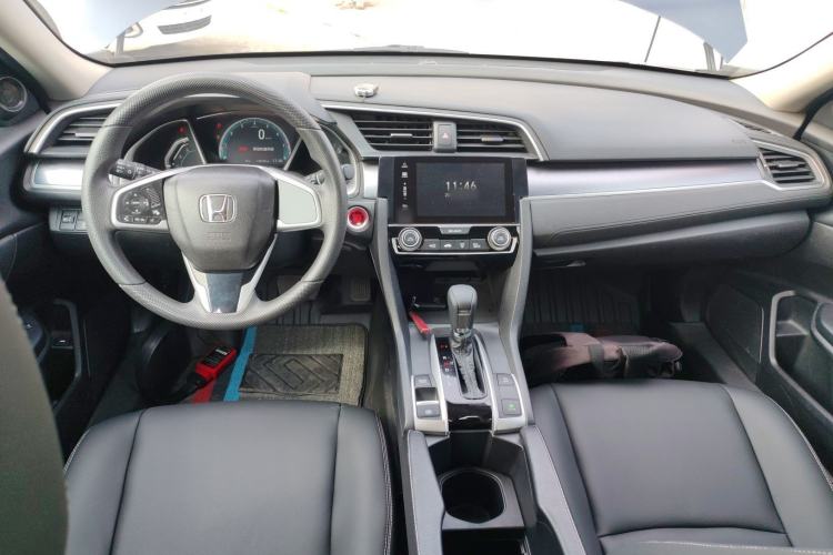 Used Honda Civic 2016 220TURBO CVT Luxury Edition
