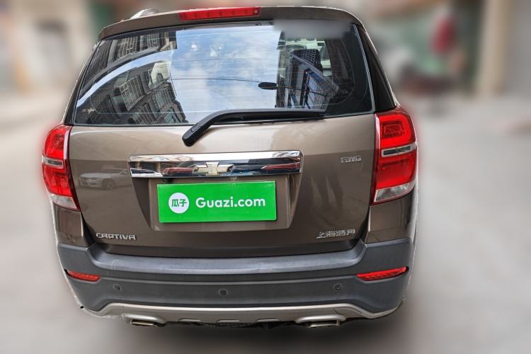 Used Chevrolet Captiva 2015 2.4L 4x4 Flagship Edition 7-Seater
