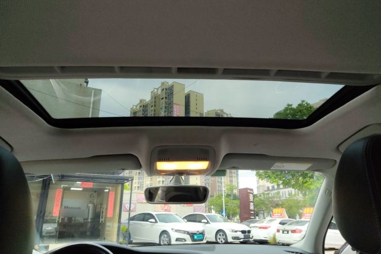 Used Audi A4L 2015 35 TFSI Automatic Standard Model Headliner