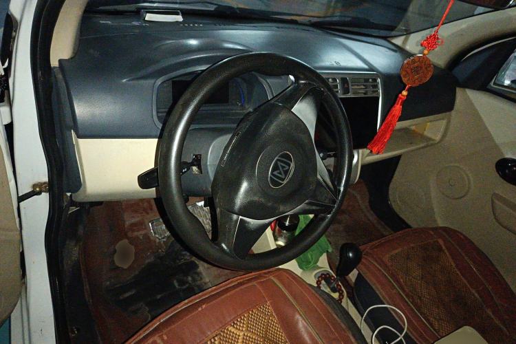 Used JMEV E100B 2016 E100 Standard Model
