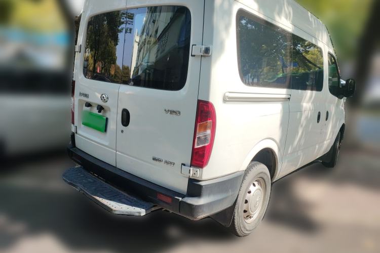 Used SAIC MAXUS Xintu V80 2019 2.5T Classic AMT Aoyuntong Short Wheelbase Mid-Roof 5/6-Seater