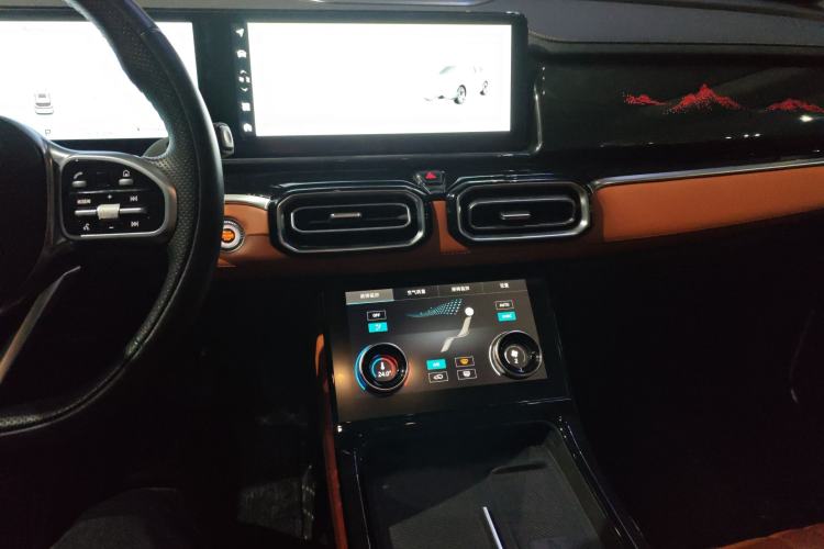 Used JETOUR Shanhai Shanhai L7 2024 1.5T 120km ULTRA 7-Seater
