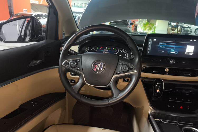 Used Buick GL8 2023 Land Executive Class 652T Luxury Model
