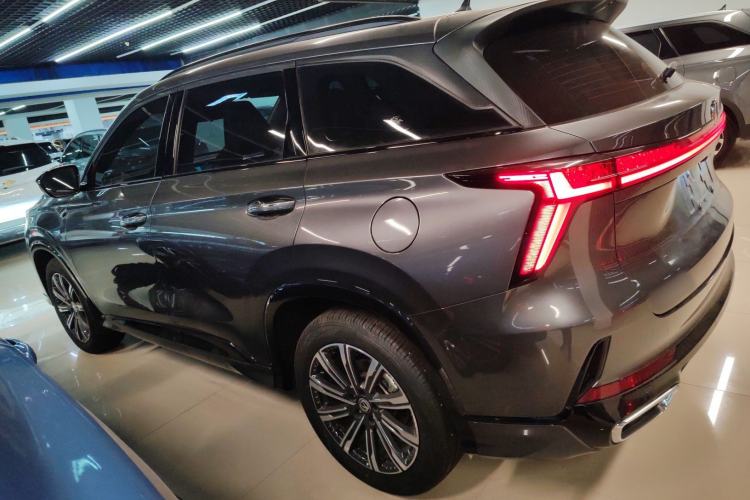 Used CHANGAN CS75 PLUS 2024 3rd Generation Champion Edition 1.5T Intelligent Drive Dynamic Model