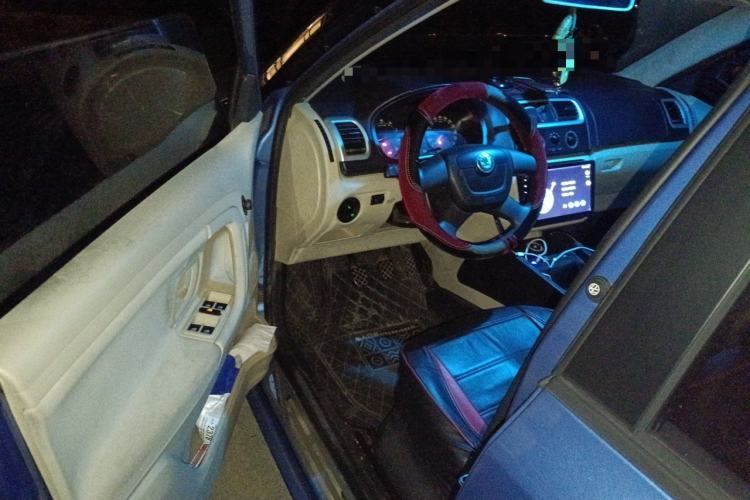 Used Skoda Fabia 2012 1.4L Manual Crystal Edition
