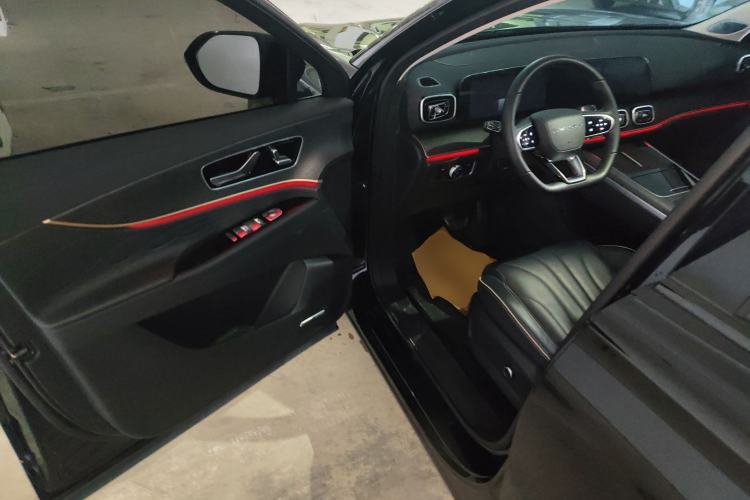 Used Chery Tiggo 9 2023 2.0T Dual-Clutch Two-Wheel Drive Luxury Edition 5 Seats Driver Seat