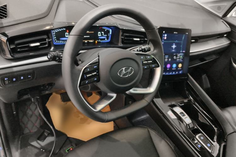 Used Hyundai Custo 2024 270TGDi LUX Prestige Edition