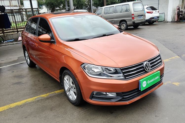 Used Volkswagen Santana 2015 Haval H6 1.6L Automatic Comfort Model
