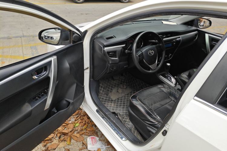 Used Toyota Corolla 2017 1.6L CVT GL Driver Seat