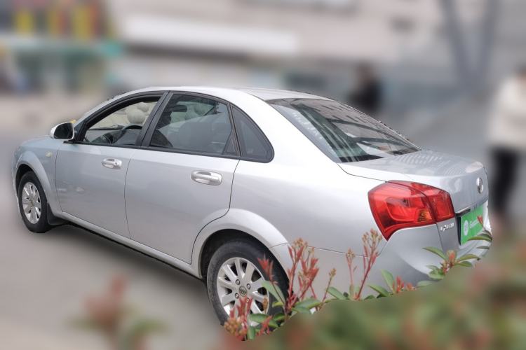 Used Buick Excelle 2015 1.5L Manual Classic Trim
