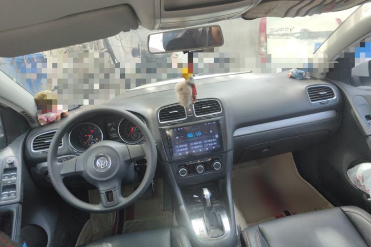 Used Volkswagen Golf 2012 1.6L Automatic Fashion Model