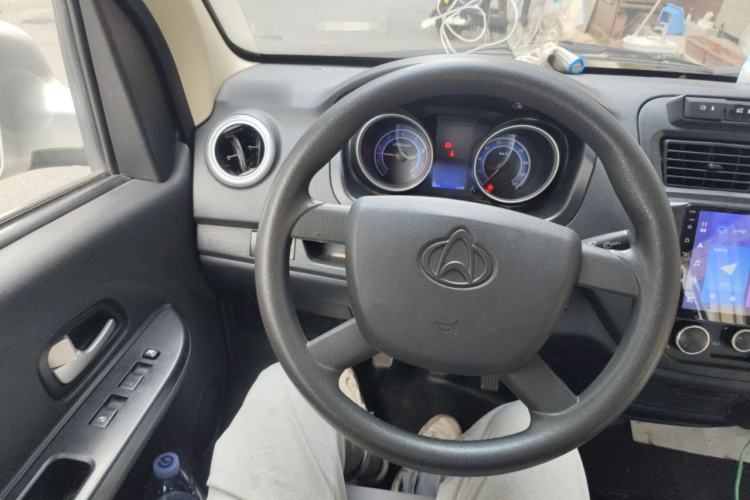 Used CHANGAN KAICHENG Ruixing M60 2020 1.5L Standard Version China VI 6-Seater DAM15KR Steering Wheel