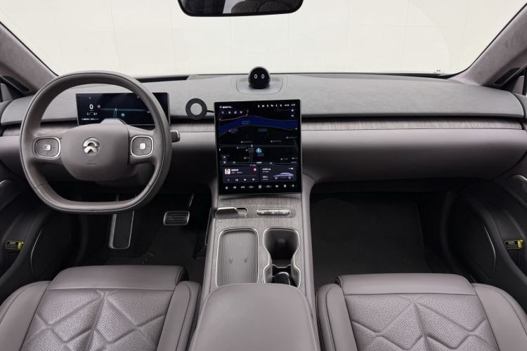 Used Nio ET7 2024 75 kWh Executive Edition
