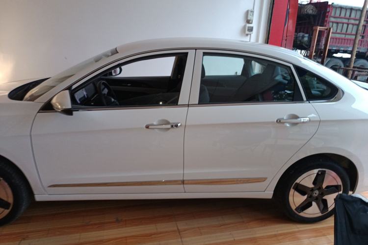 Used Dongfeng Aeolus E70 2021 Revised Version 360H Battery-Swap Edition