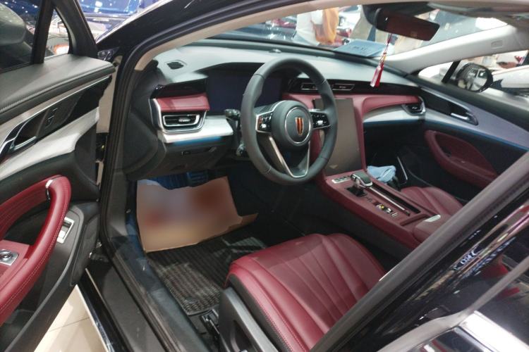 Used Hongqi H5 2025 2.0T Automatic Flag Edition – 500 000 Units Commemorative Version