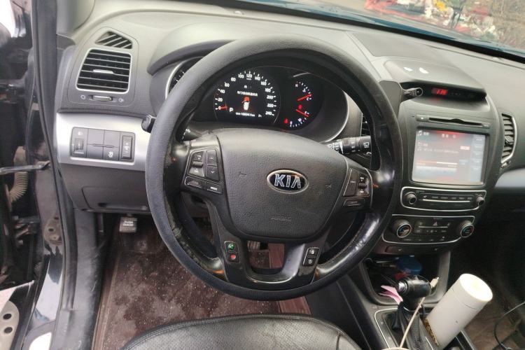Used Kia Sorento 2013 2.2T 7-seat Diesel Luxury Edition Steering Wheel