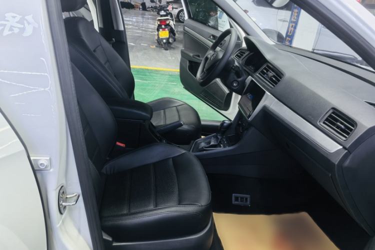 Used Volkswagen Lavida 2019 Lavida Start 1.5L Automatic Trendy Version China VI Standard Interior 3