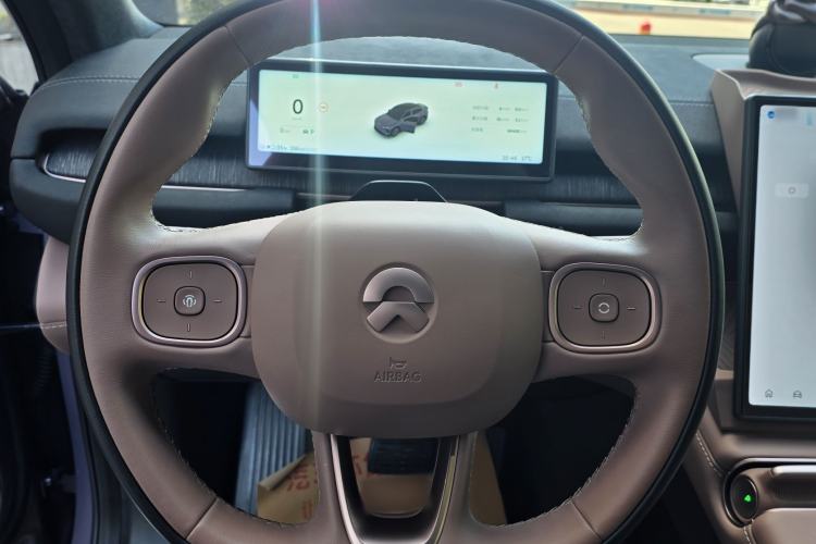 Used Nio EC6 2023 75 kWh Steering Wheel