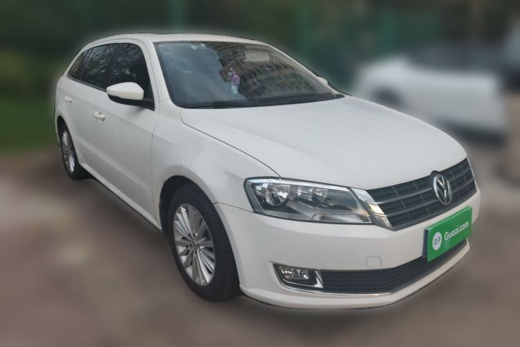 Used Volkswagen Gran Lavida 2013 1.6L Automatic Comfort Model Front Right 45 Deg