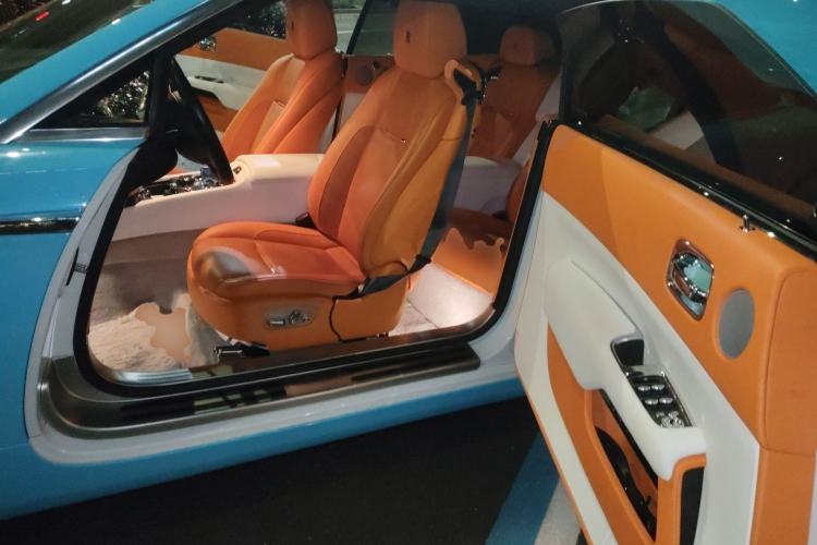 Used Rolls-Royce Dawn 2018 6.6T Standard Edition
