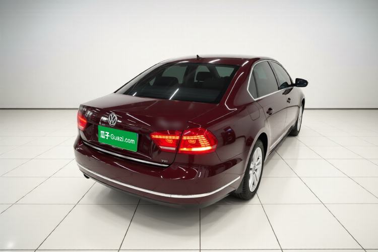 Used Volkswagen Passat 2014 1.8TSI DSG Prestige Edition Rear Right 45 Deg