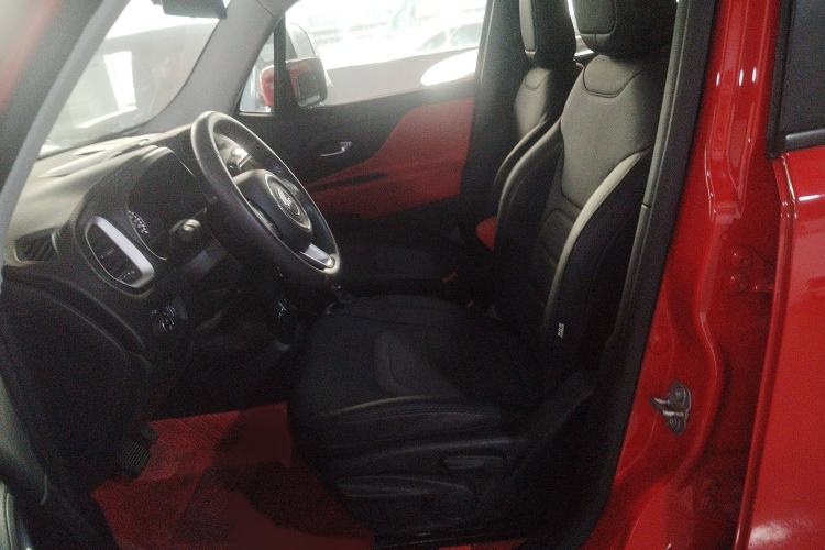 Used Jeep Renegade 2019 220T Automatic Leading Edition