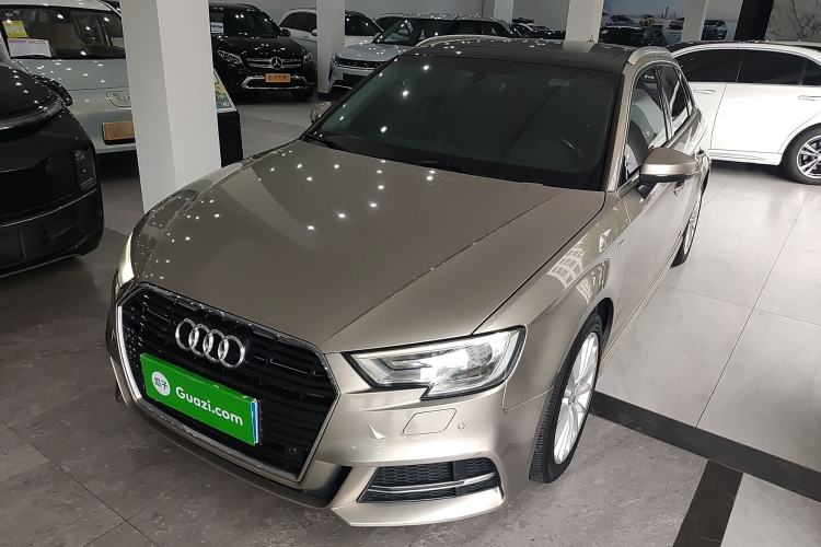 Used Audi A3 2018 30th Anniversary Edition Sportback 35 TFSI Fashion Model
