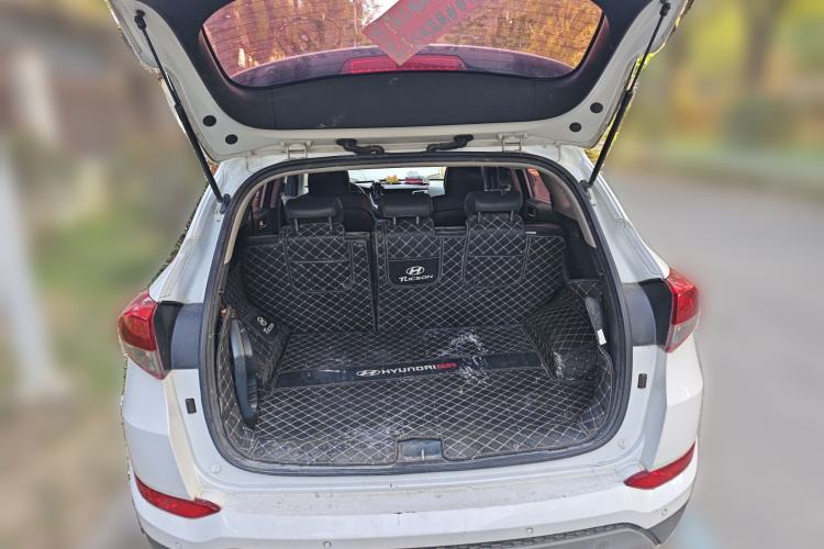 Used Hyundai Tucson 2018 1.6T Dual-Clutch Two-Wheel Drive 15th Anniversary Special Edition
