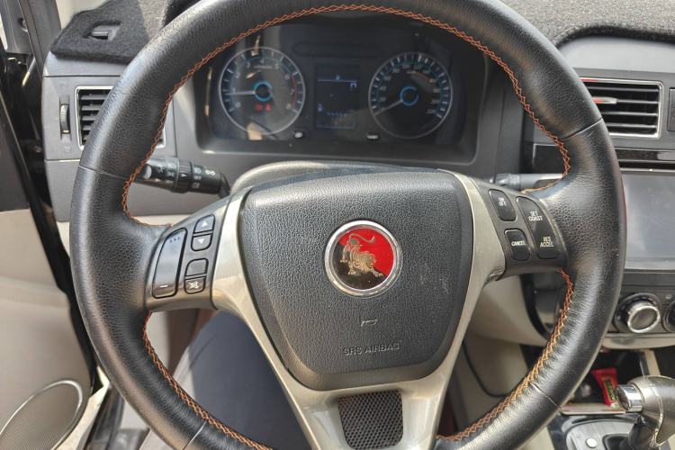 Used FORTHING Joyear XV 2015 1.6L CVT Luxury Model