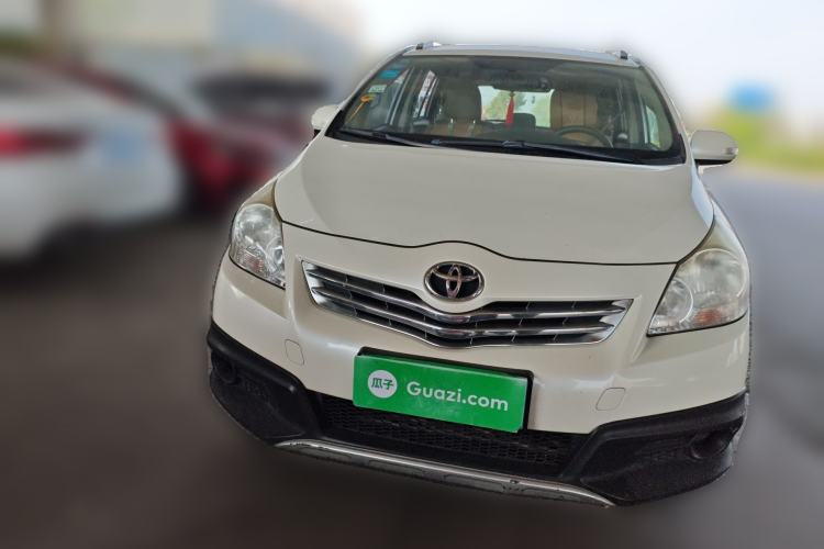 Used Toyota Verso 2015 180E CVT Crossover Edition
