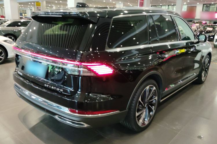 Used Lincoln Aviator 2024 3.0T V6 All-Wheel-Drive Luxury Edition Six Seats