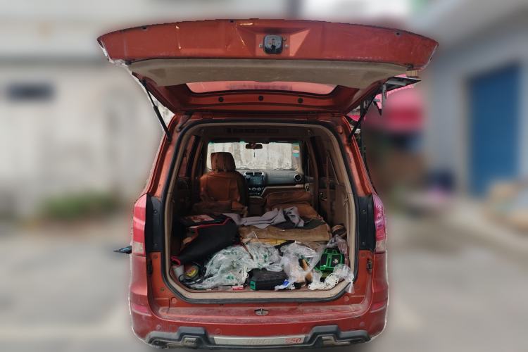 Used Jinbei 750 2015 1.5L Flagship Model