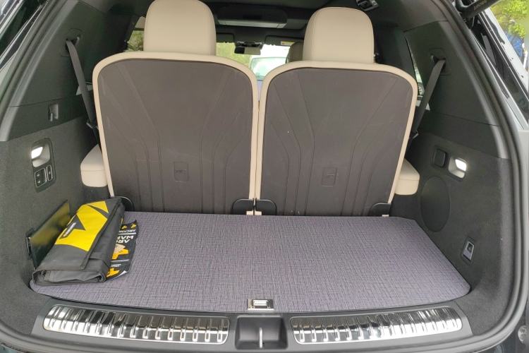 Used Li Auto L8 2025 Pro Smart Refresh Edition