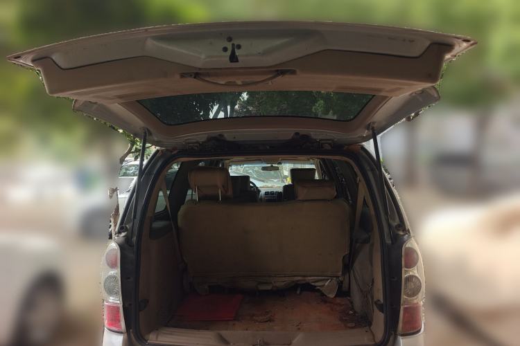 Used Buick GL8 2006 Lu Zun 3.0L CT Comfort Edition
