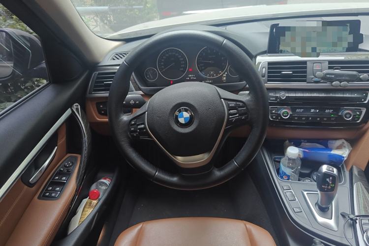 Used BMW 3 Series 2016 320Li Luxury Design Package
