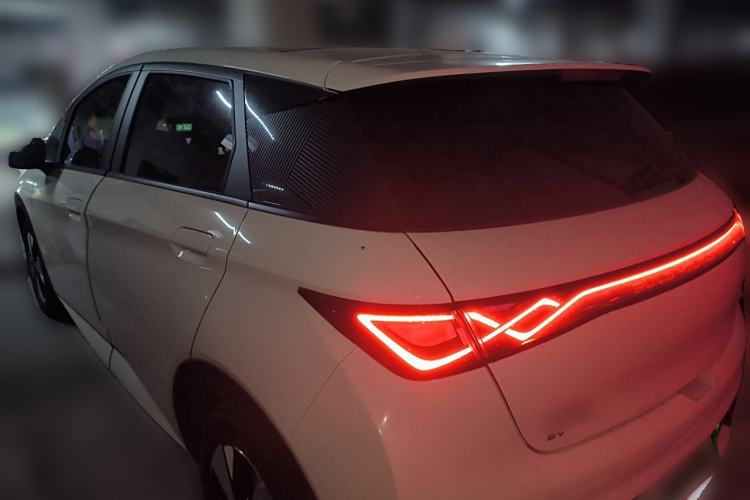 Used BYD Dolphin 2023 420 km Fashion Edition
