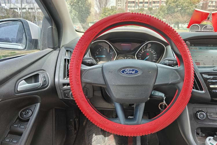 Used Ford Focus 2017 Hatchback 1.6L Manual Comfort Plus SmartDrive Edition