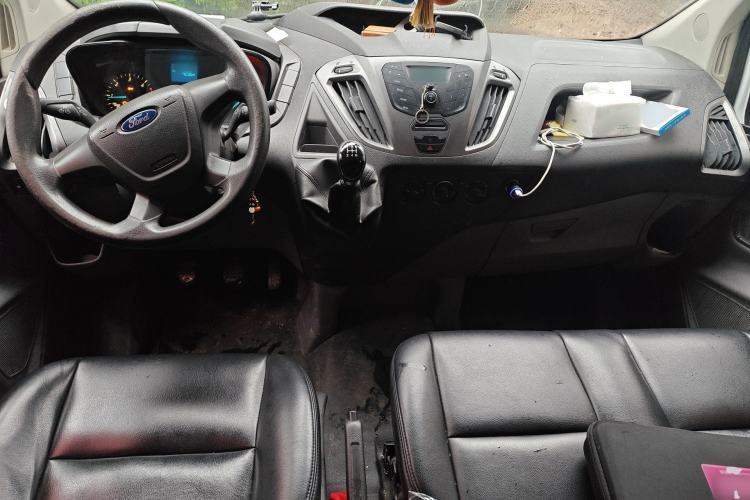 Used Ford Transit 2017 2.0T Diesel Multi-Purpose Commercial Vehicle Short Wheelbase Low Roof China IV Standard