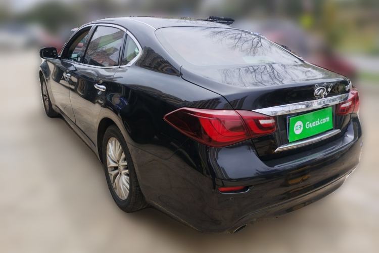 Used Infiniti Q70 2017 Q70L 2.5L Enjoyment Edition
