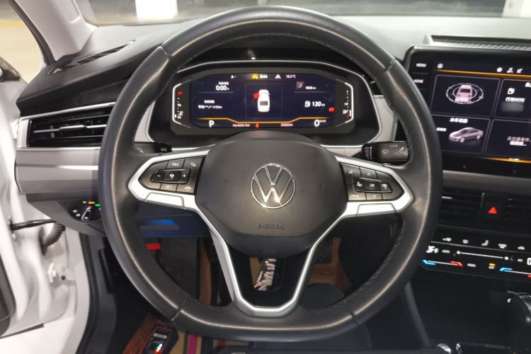 Used Volkswagen Bora 2023 300TSI DSG Prestige Edition
