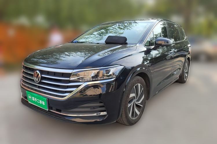 Volkswagen Viloran 2020 330TSI Luxury Edition usado