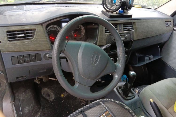 Used Jinbei Hiace X30 2020 1.5L Van Super-Enjoyment Model China VI Standard SWC15M
