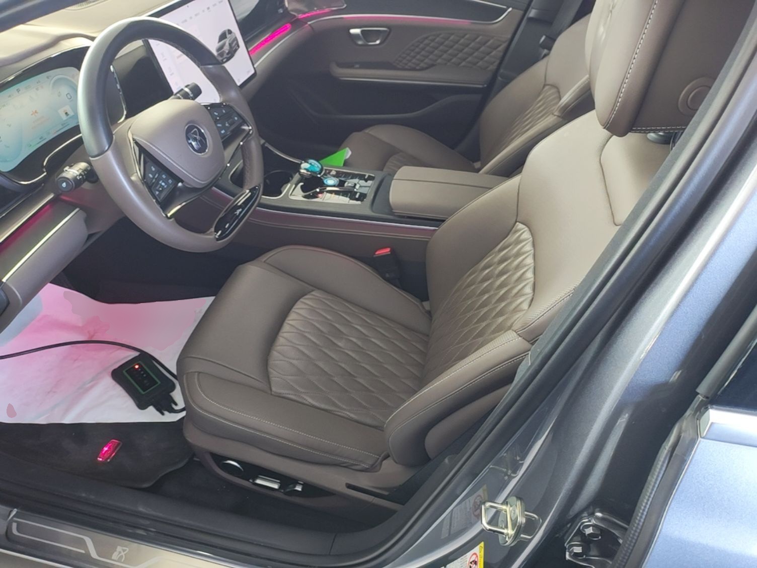 BYD Han 2023 DM-i Champion Edition 121KM Prestige Model - Prestige — снимка 17