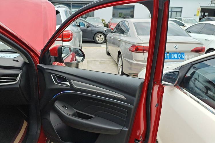 Used Roewe RX3 2020 1.6L CVT 4G Connected Ultra-Cool Flagship Edition