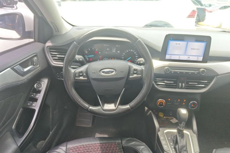 Used Ford Focus 2020 Sedan 1.5L Automatic Sharp Edition Steering Wheel