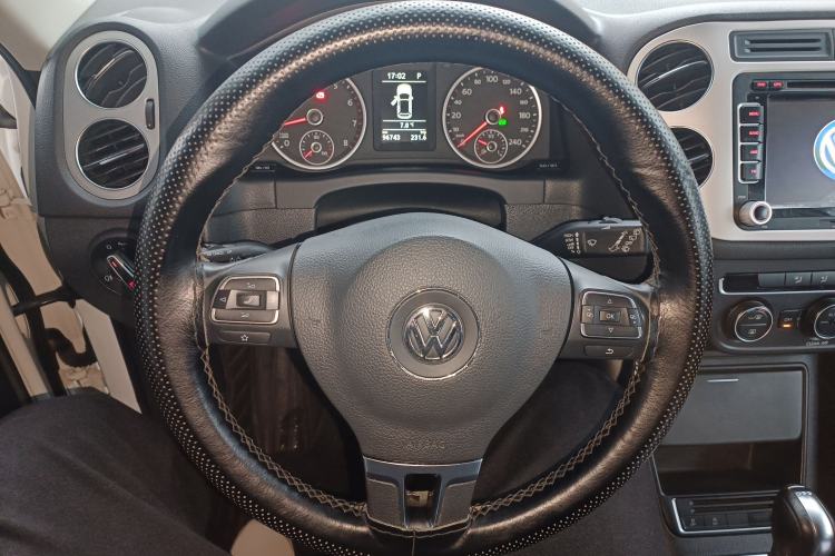 Used Volkswagen Tiguan L 2016 280TSI Automatic Two-Wheel Drive Silk Road Comfort Edition
