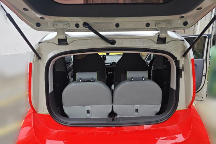 Used Baojun KiWi EV 2021 Artist Model Lithium Iron Phosphate
