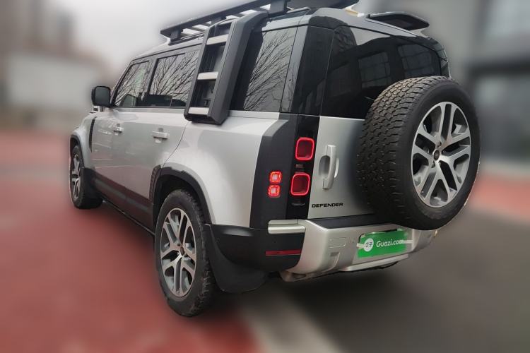 Used Land Rover Defender 2020 110 P400 First Edition Matte Silver Special Kit Version