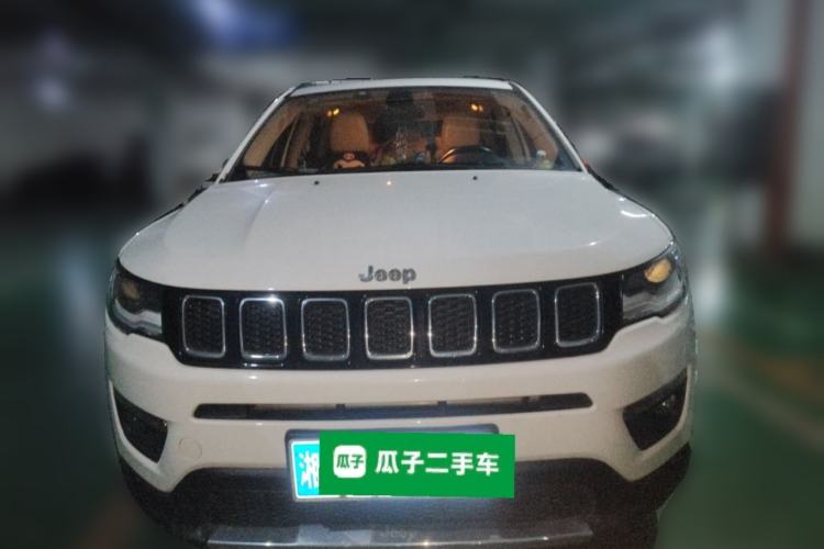 Used Jeep Compass 2017 200T Automatic Family Edition
